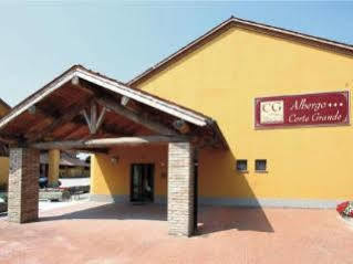 Hotel Corte Grande Tribiano Esterno foto
